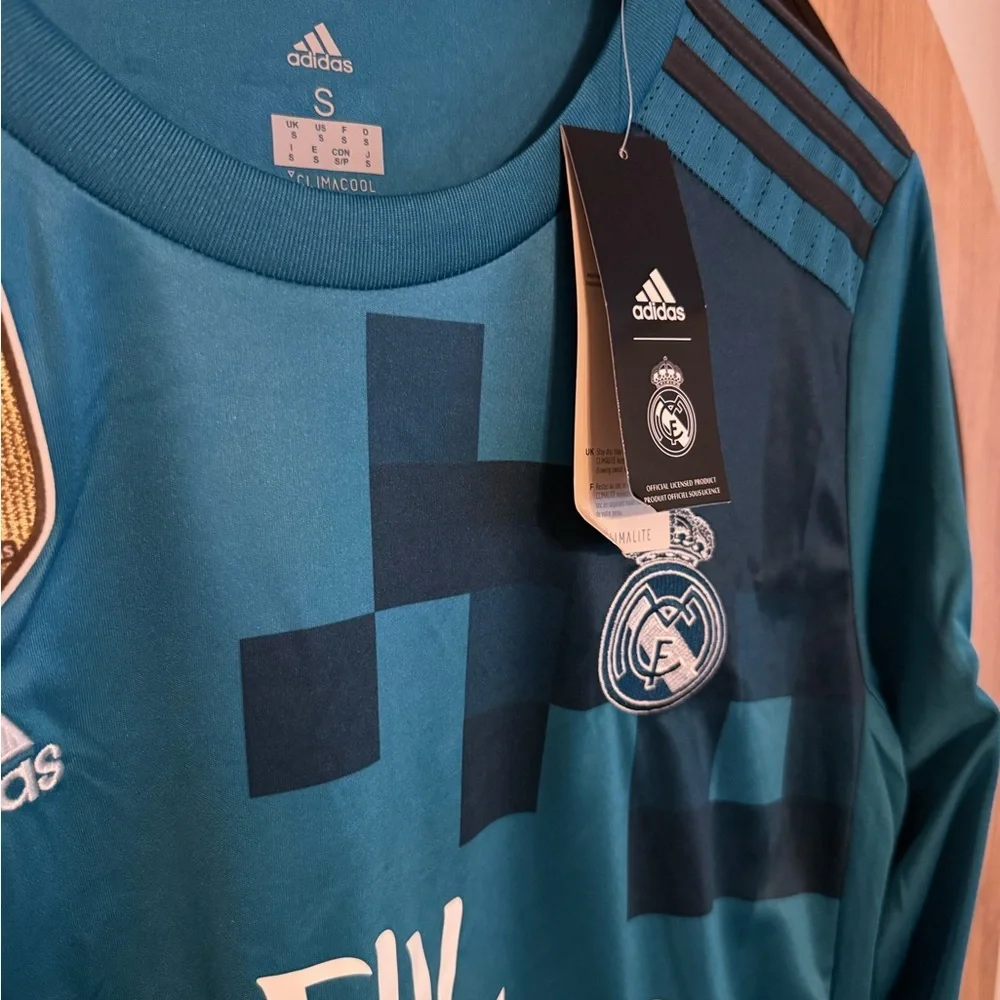 Adidas Real Madrid Ronaldo #7 Long Sleeve Jersey 2017 UCL FIFA Patch NWT Small